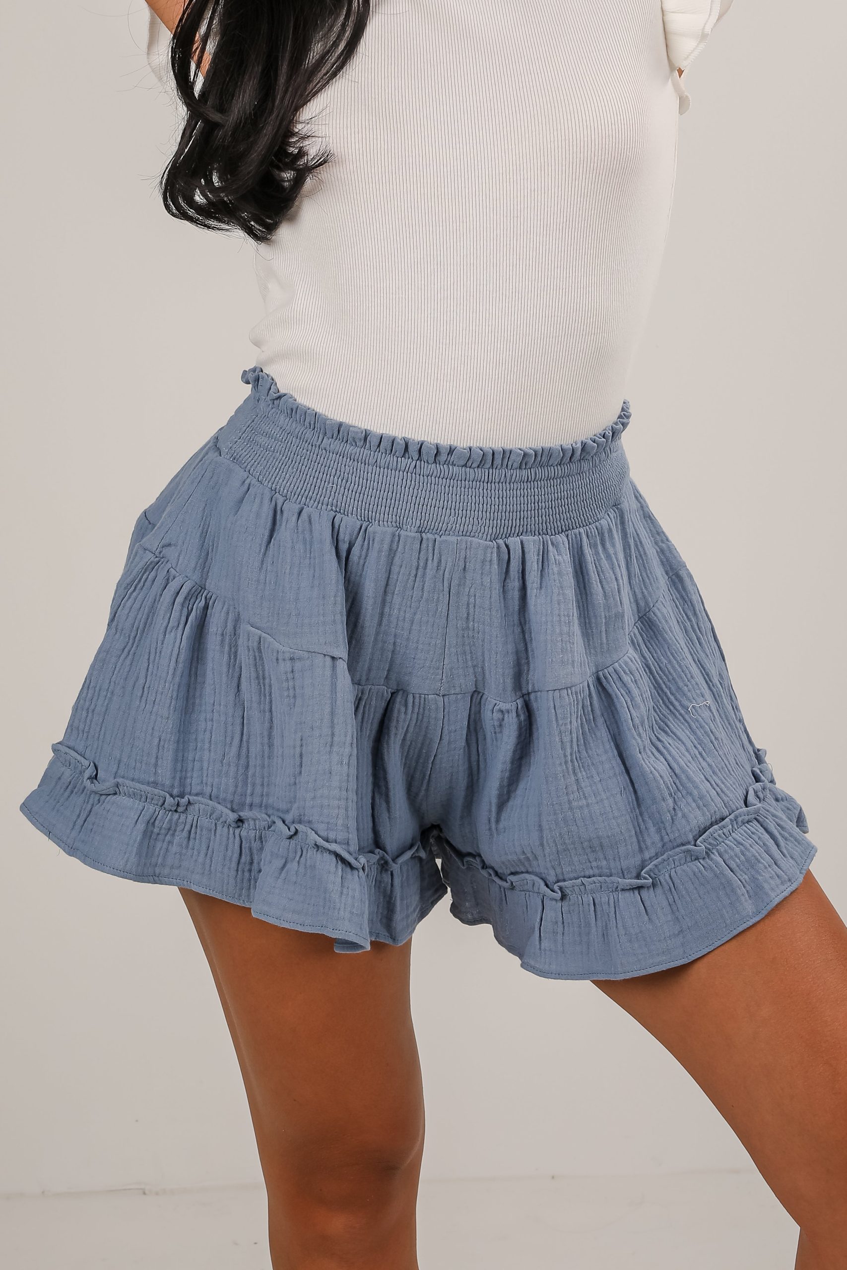 shopdressup_denim_ruffle_shorts-3.jpg