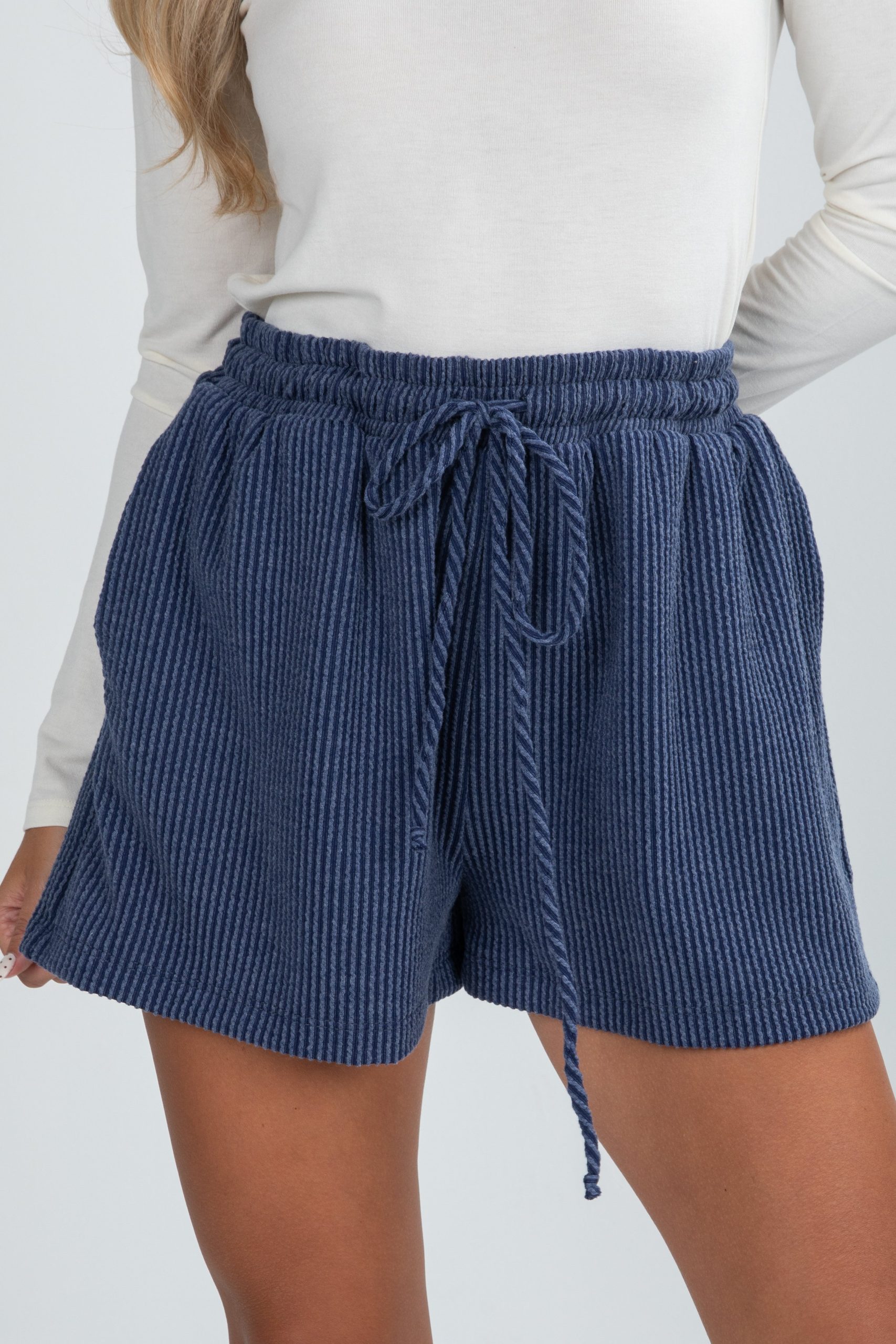 shopdressup_navy_corded_shorts-2.jpg